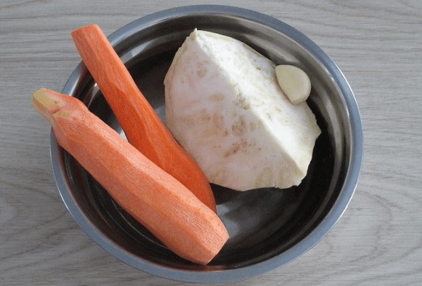 Céleri-rave et carottes