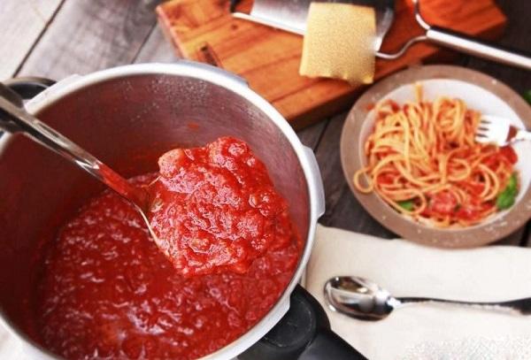 Sauce pour pâtes épicée sans viande