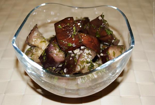 Aubergines marinées