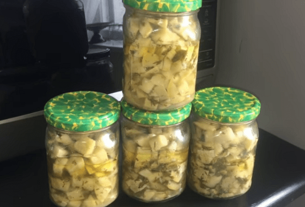 Courgettes assaisonnées aux champignons