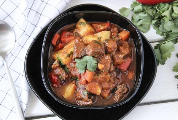 Goulasch hongrois au bœuf