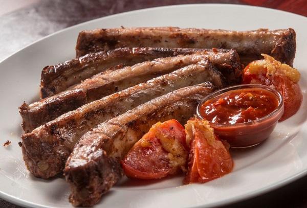 Côtes de porc à la sauce BBQ