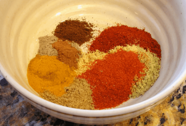 Le curry est épicé