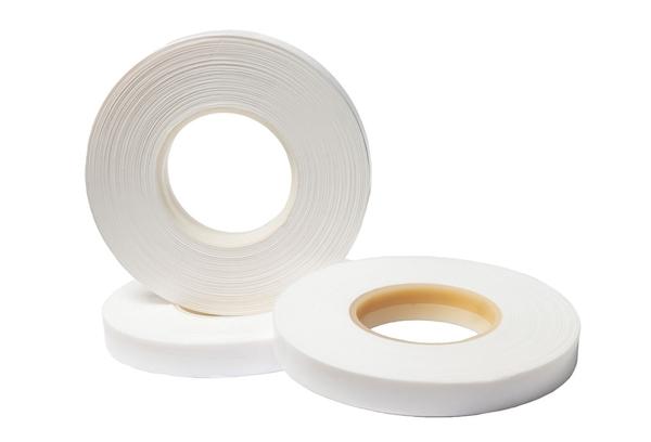 Matériau d'étanchéité fluoroplastique (FUM)