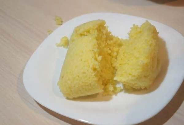 Cuisson de la bouillie de mil dans l'eau 3