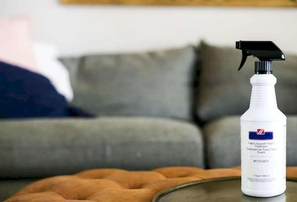 Nettoyant pour canapé