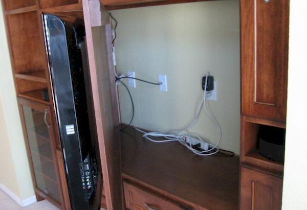 Fils TV cachés dans les meubles 3