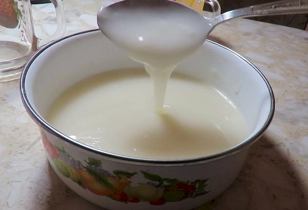 Pâte de farine pour l'artisanat