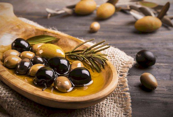Olives à l'huile