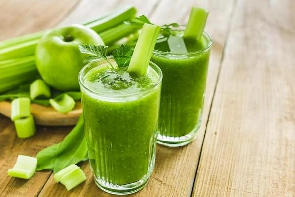 Smoothie à la pomme verte et au céleri