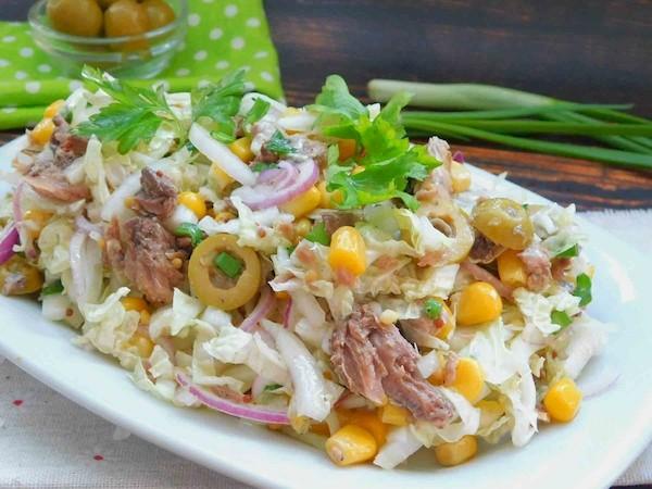 Salade de thon, chou chinois et maïs