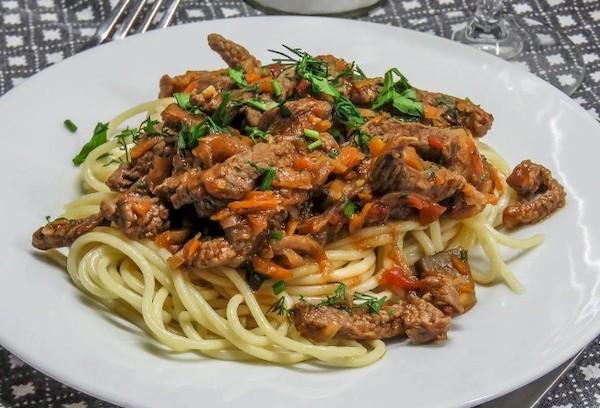 Pâtes bolognaises aux champignons