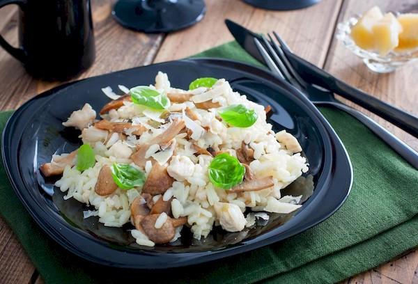 Riz au poulet et champignons.