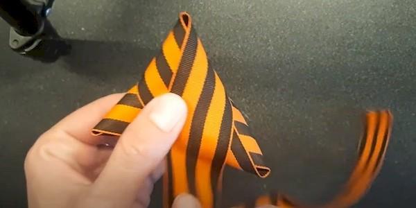 Méthode n°4 – broche en ruban de Saint-Georges 2