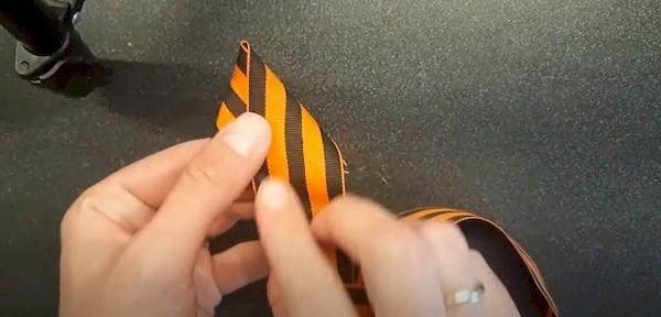 Méthode n°4 – broche en ruban de Saint-Georges 1