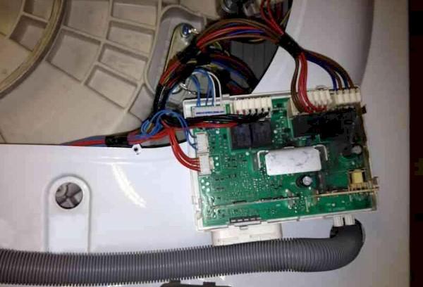 Dysfonctionnement du module de commande de la machine à laver