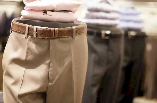 Pantalon avec des flèches