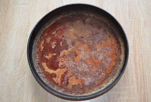 Batterie de cuisine en fonte