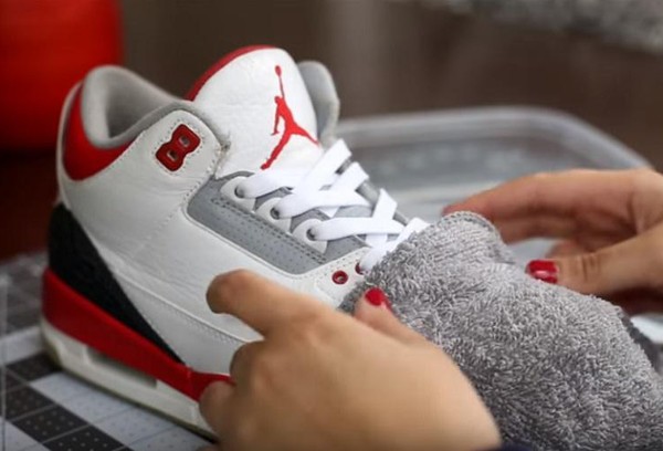 Débarrassez-vous des plis en lissant 1