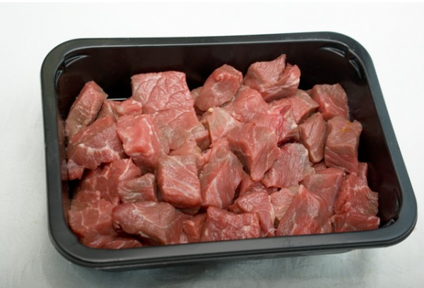 Produits carnés semi-finis en petits morceaux