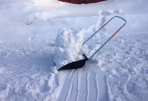 Grattoir à neige manuel 3
